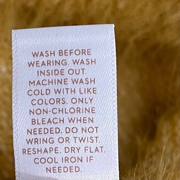 NWT LC, Lauren Conrad, , scalloped edge, eyelash tunic sweater - Picture 10 of 11